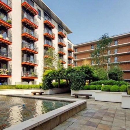 Your Riverside Home 2 With Private Balcony London Eksteriør billede